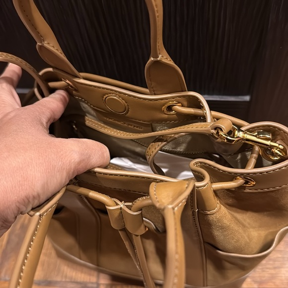 Suede Veronica Beard Goody bag - Picture 3 of 5